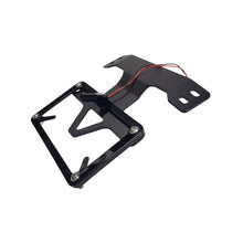 V-Rod Muscle featuring under-fender license plate bracket with LED, compact and custom design for a clean profile.