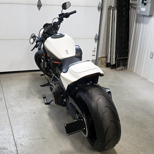 HARLEY FXDR - Side mount license plate bracket