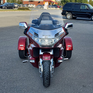 GL1500 rouge 3 roues