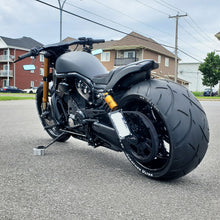 Custom belt cover fitted on a Harley V-Rod motorcycle