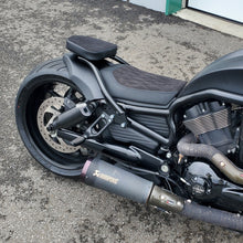 HARLEY V-ROD - Bolt-on Passenger seat - SHORT FENDER