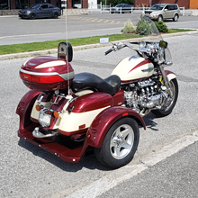 Honda Valkyrie Trike, Amande-Bourgogne